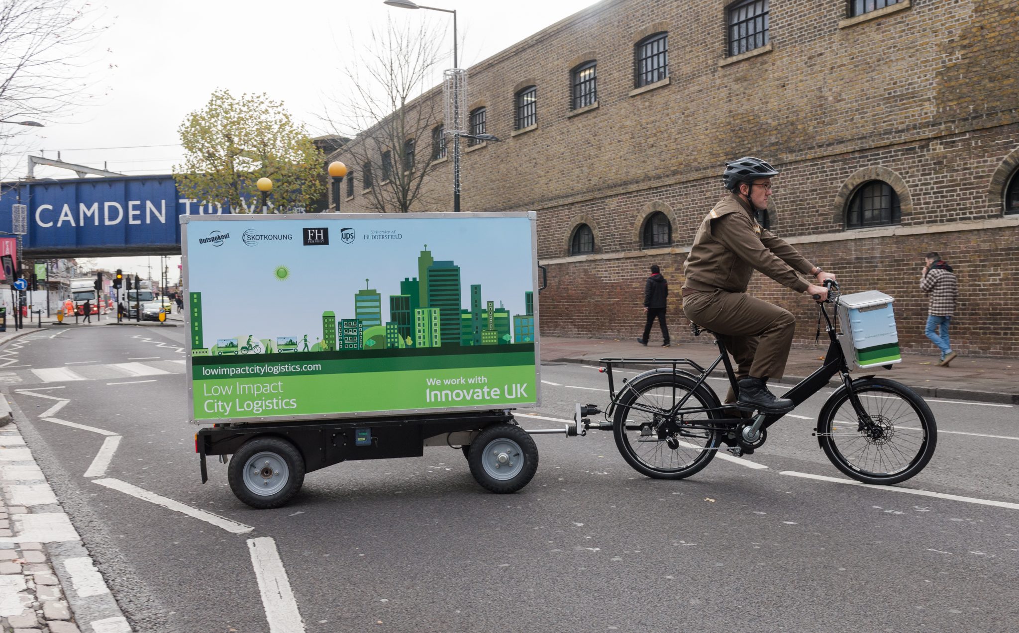 Delivery london. XDELIVERY электровелошеринг. Logistics and delivery Bike. City Logistics. Доставка в Лондон.