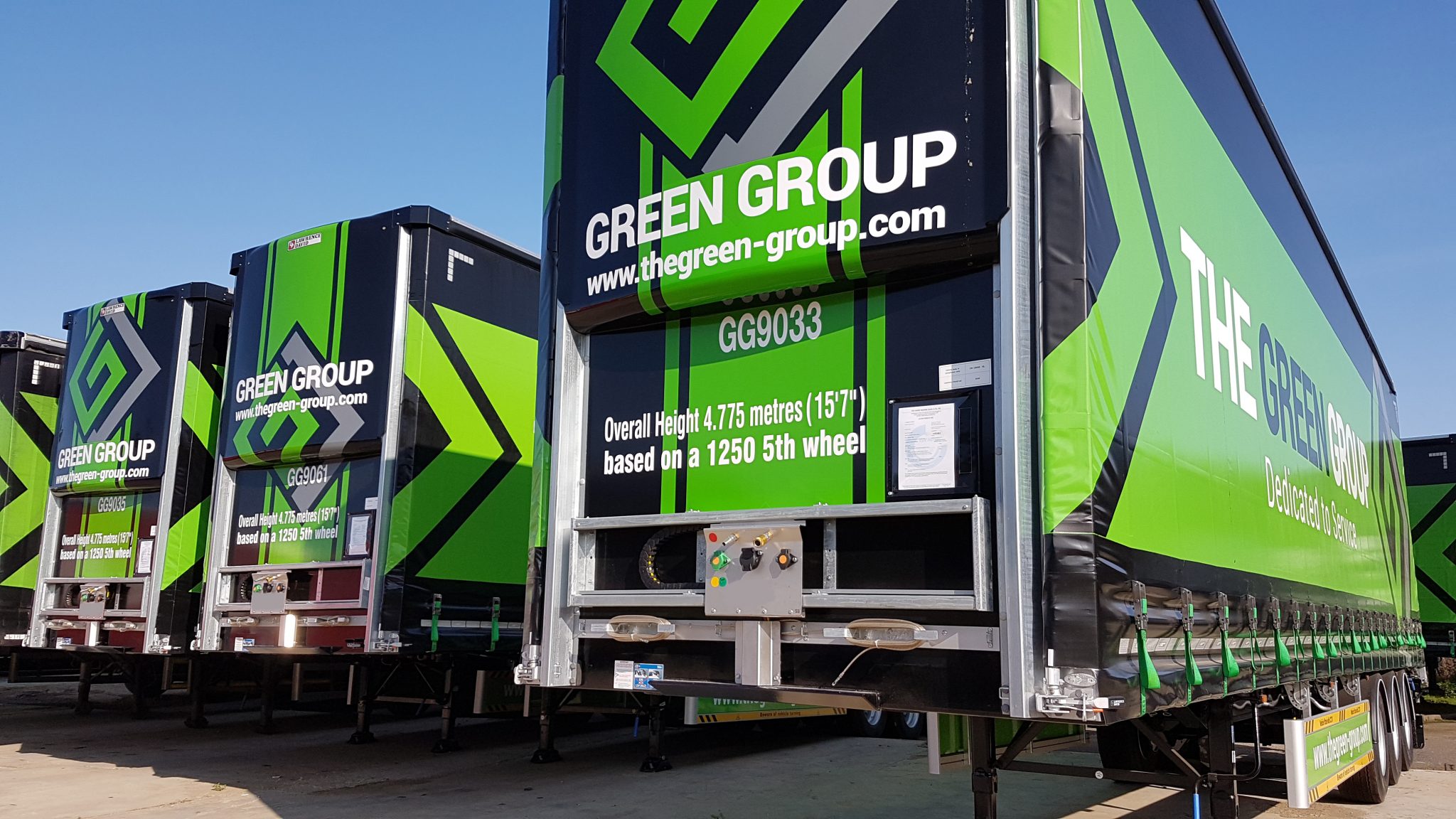 Грин групп. Green Group Logistics. Green Group Logistics Грузовики. Грин групп бытовая техника.