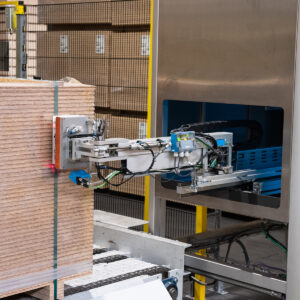 Norbord automates labelling of pallets