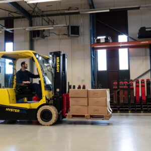 Hyster Li-ion forklifts overcome tough industry challenges