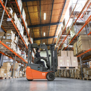 toyota-launches-new-compact-electric-forklift