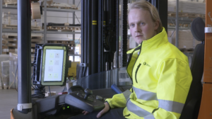 Logistics BusinessForklift Warehouse Operations with TOUGHBOOK