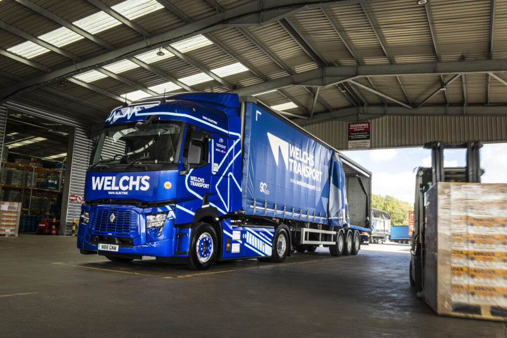 Logistics BusinesseFREIGHT 2030 Powers Ahead with First Electric HGV