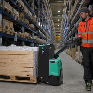 Logistics BusinessPower Pallet Trucks Solve Problems