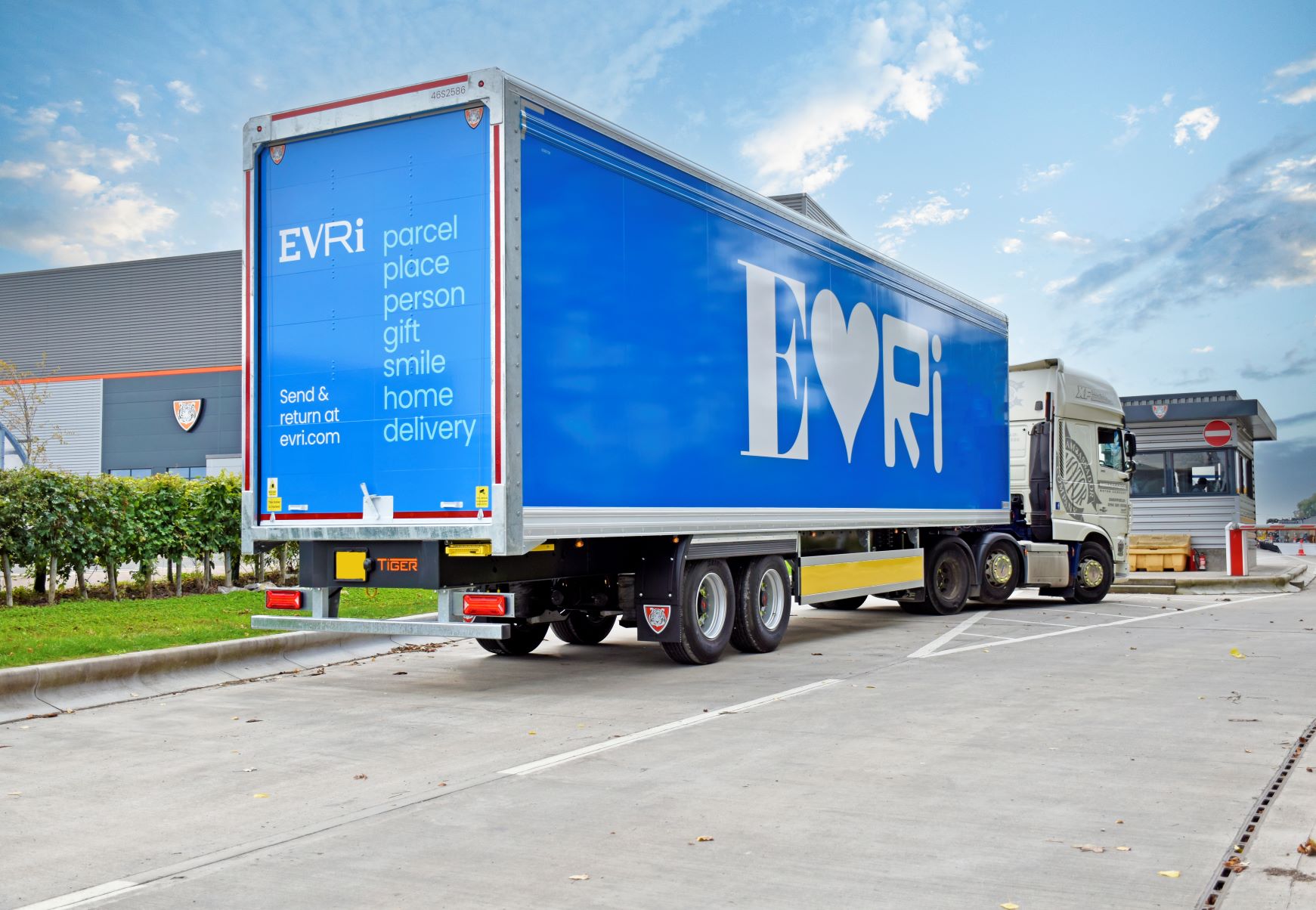 Evri adds Tiger trailers to fleet