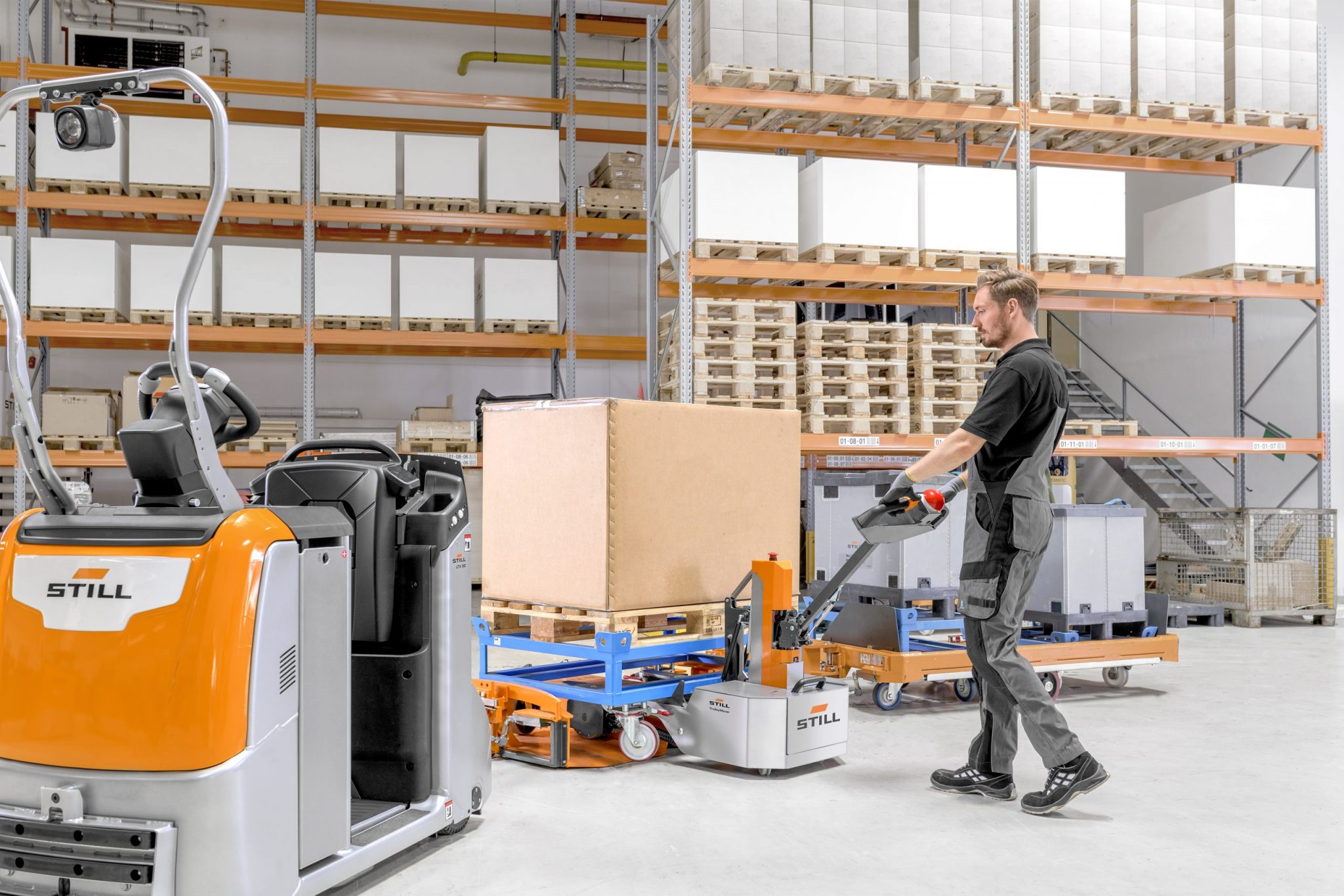 STILL Unveils Complete Tugger Train Systems