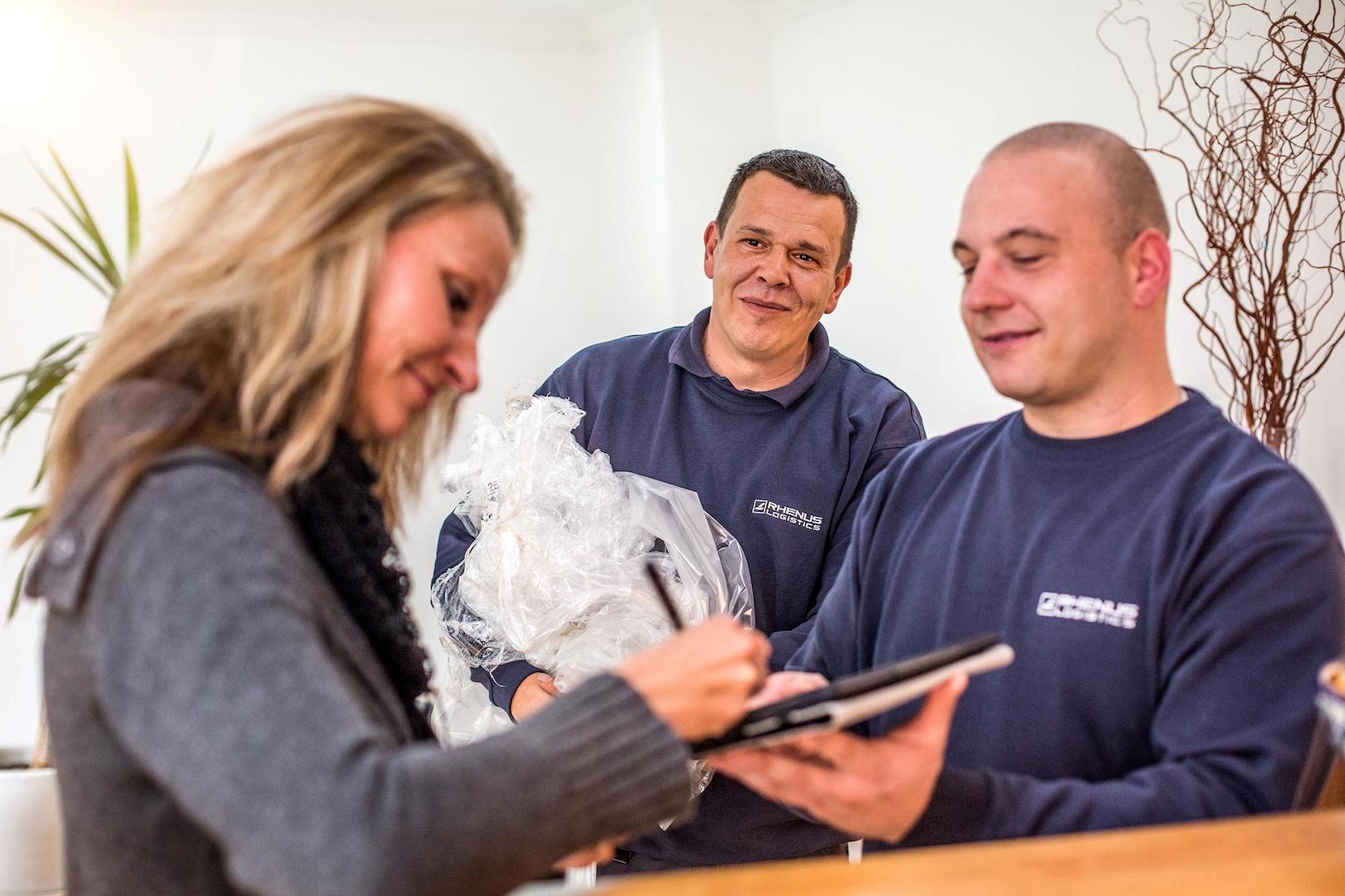 Rhenus Home Delivery Wins Deal with Furniture Retailer Swoon