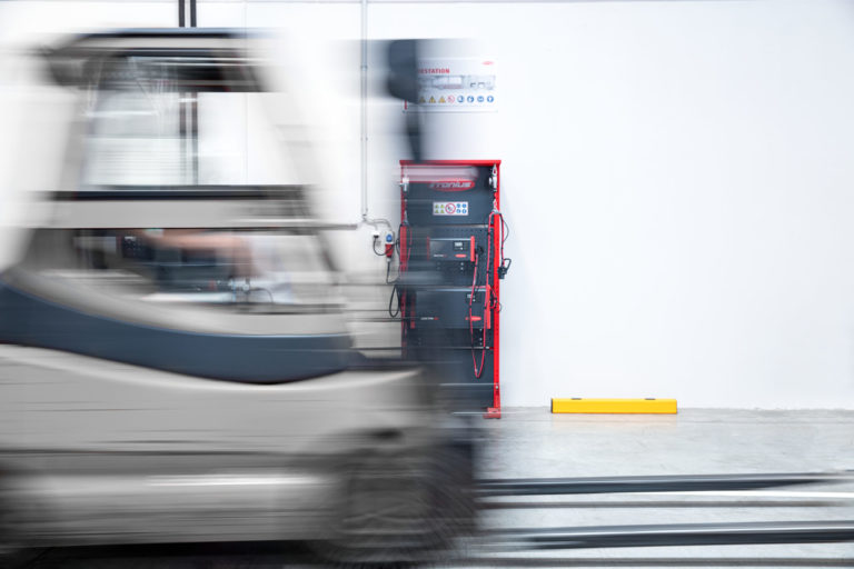 Avoiding capacity loss in forklift batteries