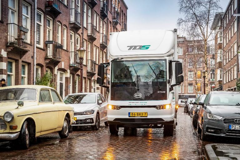 TDS invests in BYD emission-free trucks
