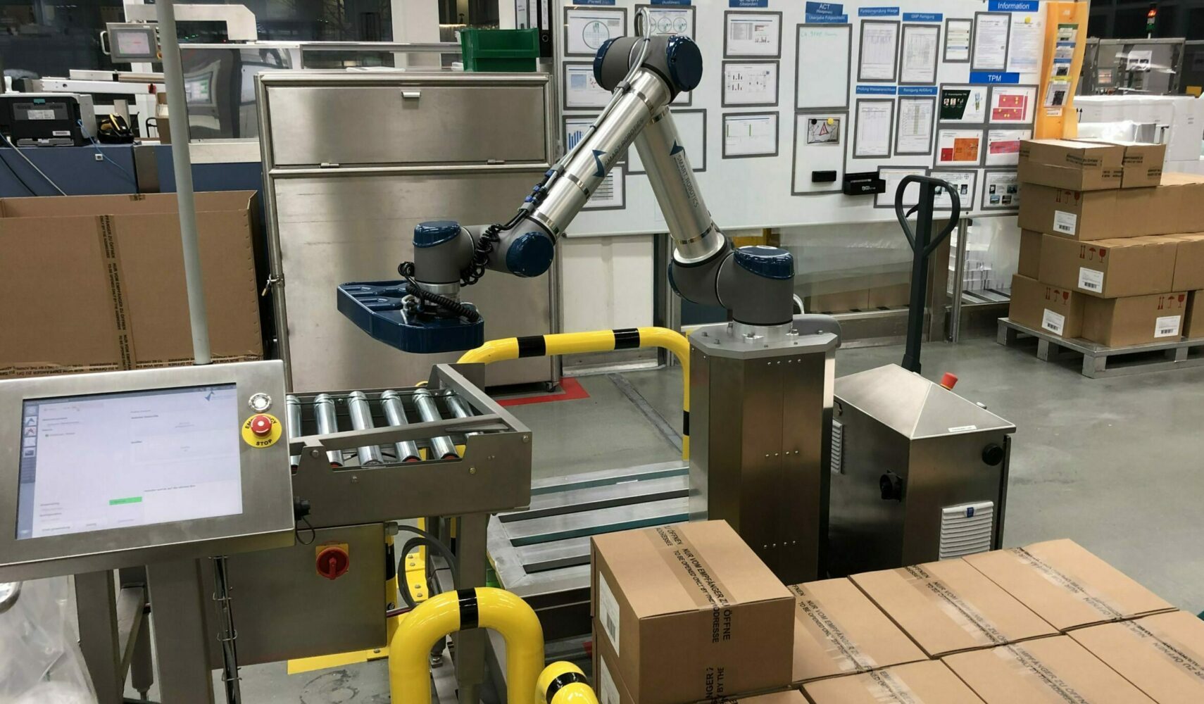 Addressing the labour shortage with automated warehouses
