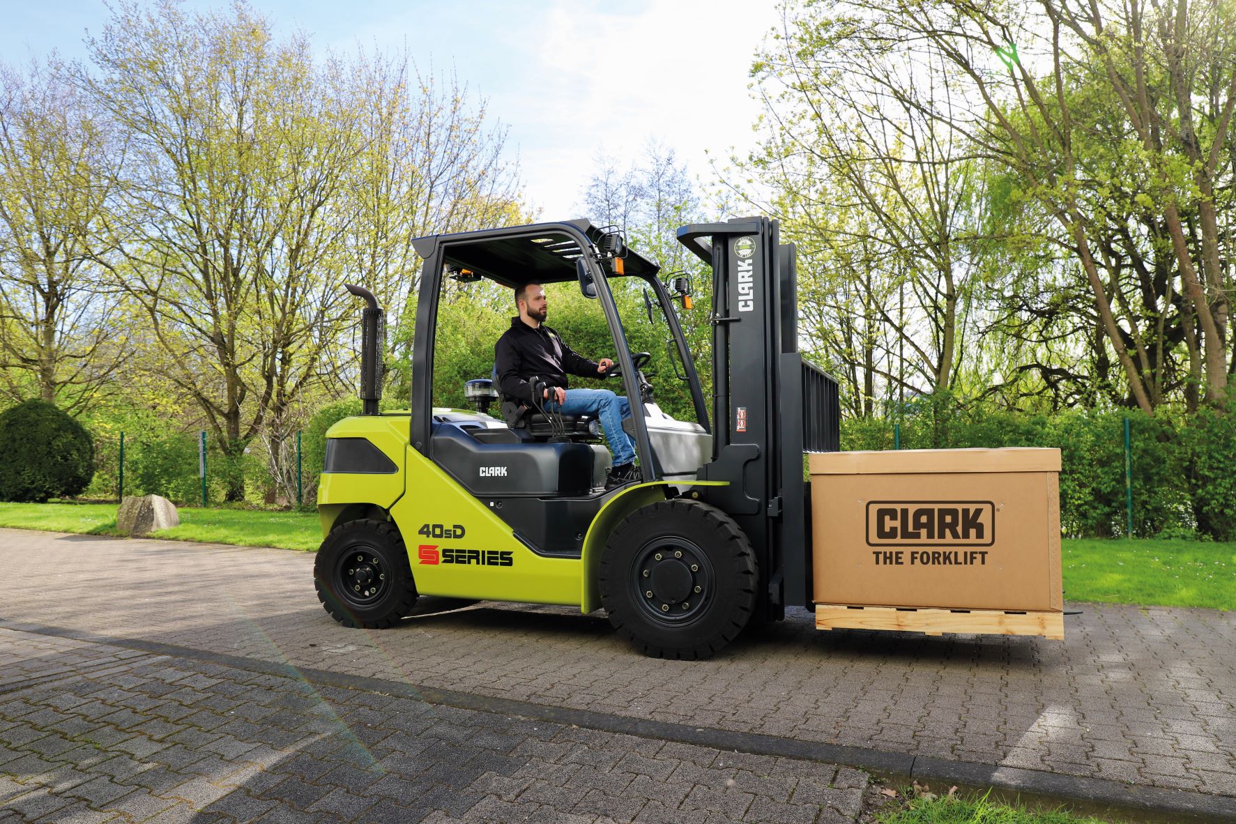 Clark launches forklifts with higher load capacities