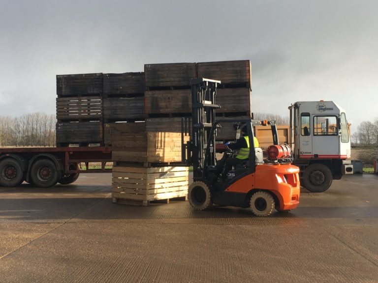 Doosan Knows its Onions for UK Vegetable Producer