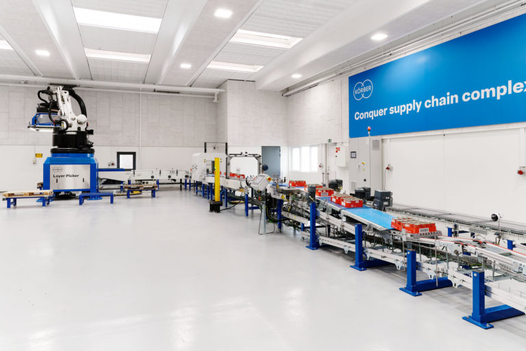 Turnkey Solution de-palletizing Pallets to Trays