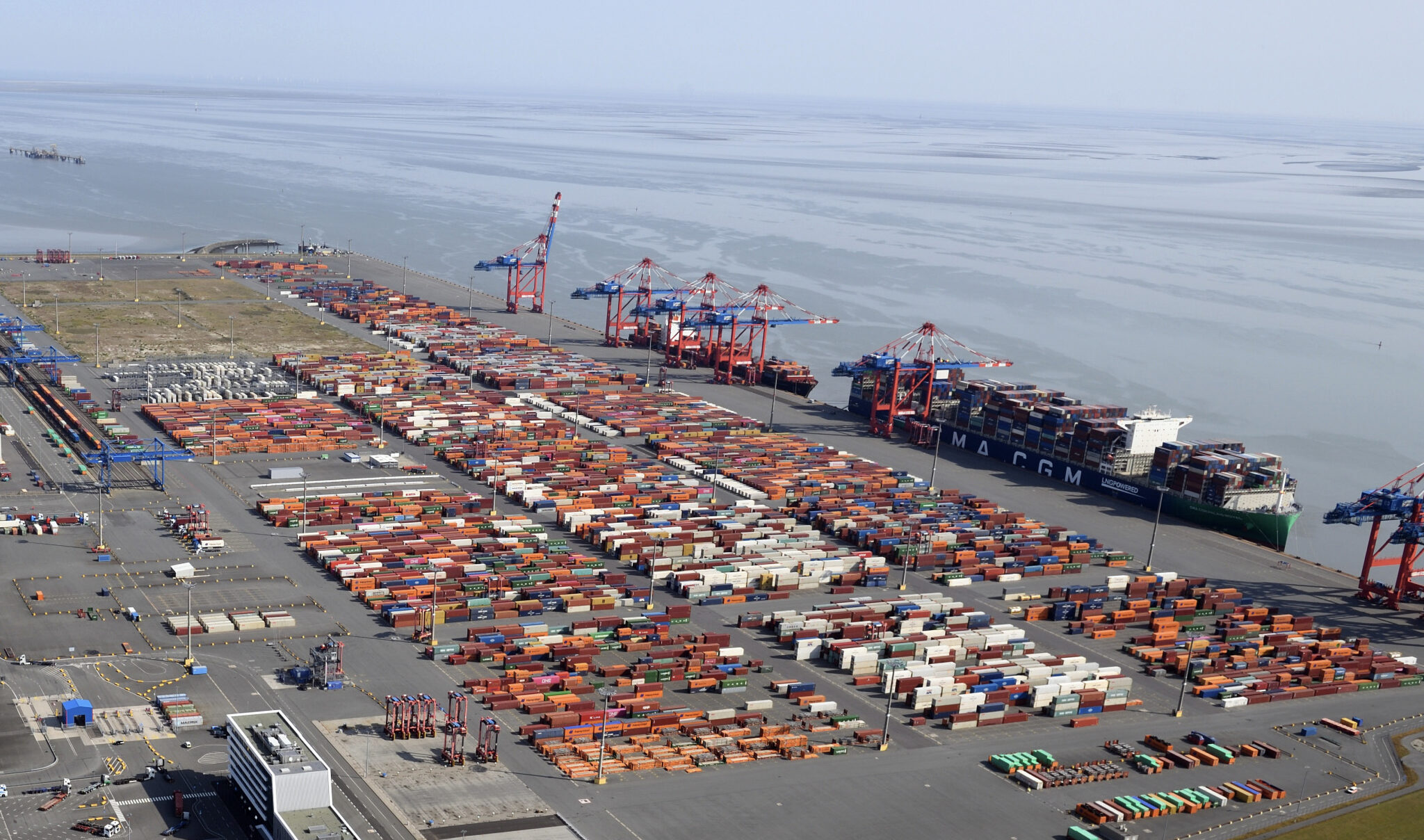 Wilhelmshaven Connects to South Germany