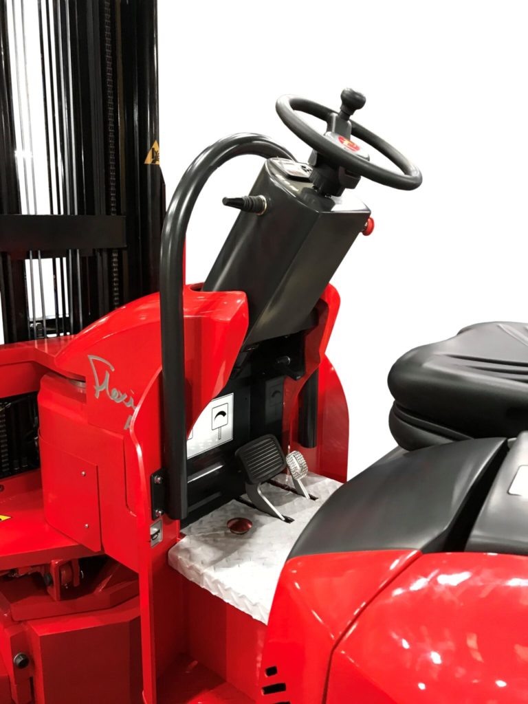 Halo Bar offers mounting options on Flexi trucks