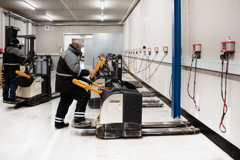 Conserve Battery Power in Refrigerated Environments