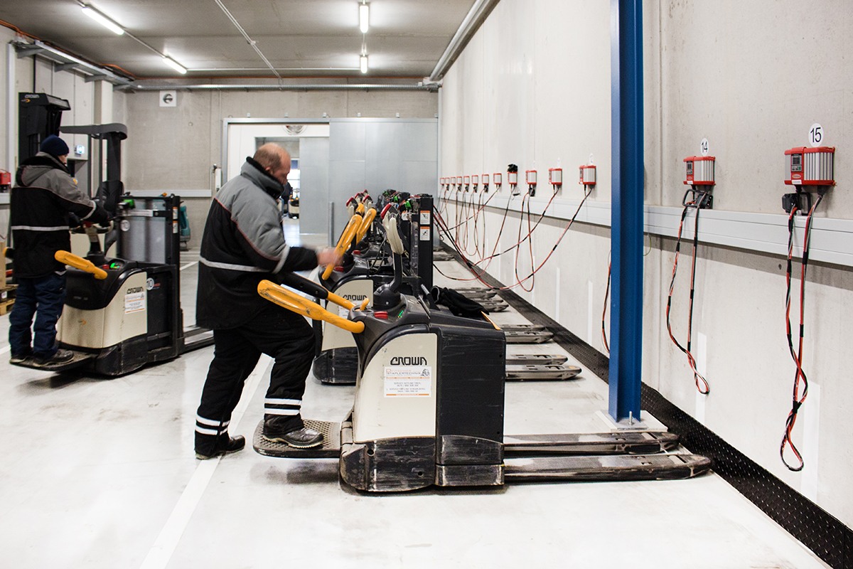 Conserve Battery Power in Refrigerated Environments