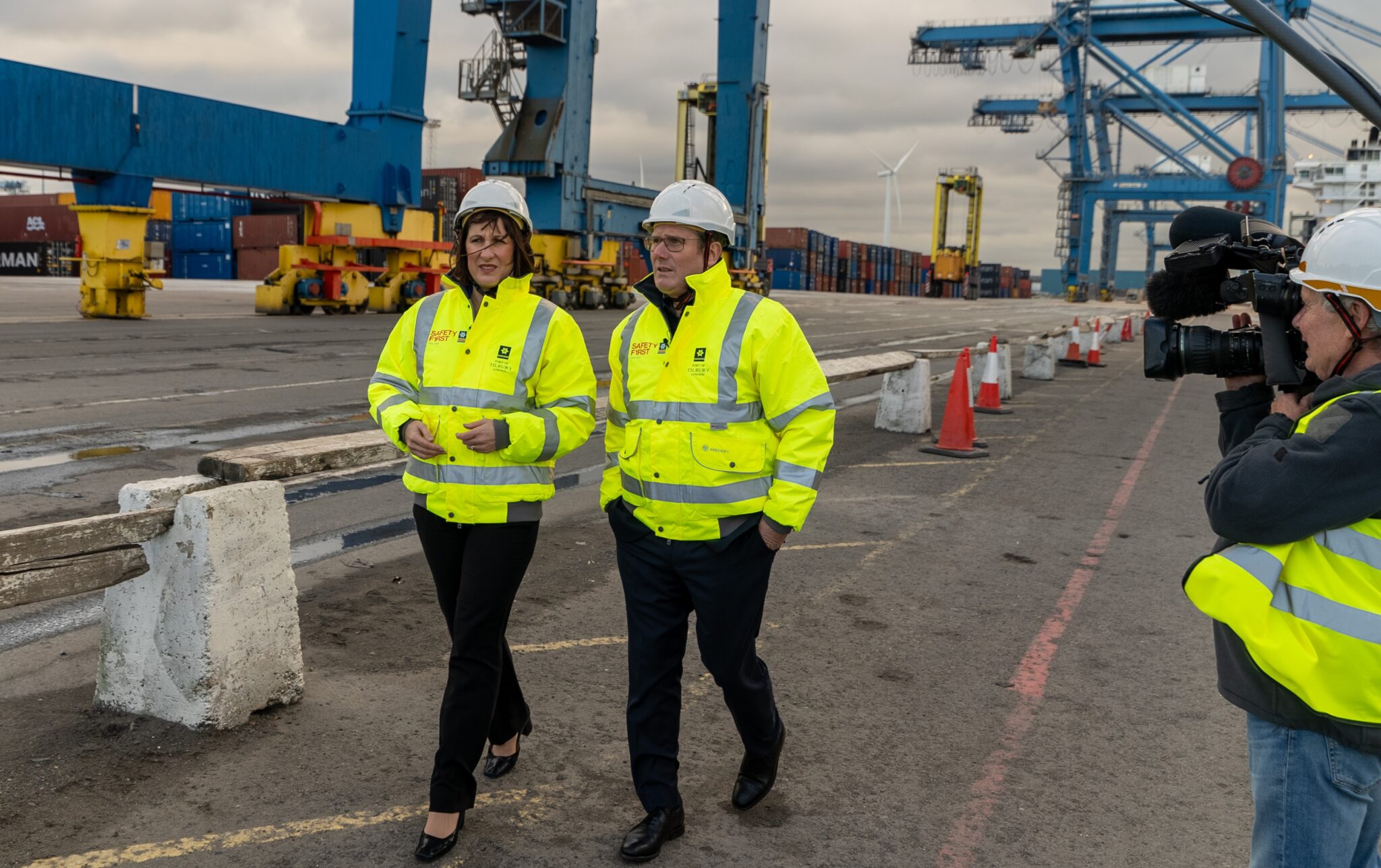 Labour Leader Visits Port of Tilbury