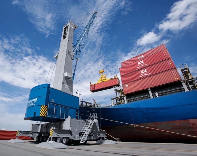 Sicilian terminal expands mobile harbour crane fleet