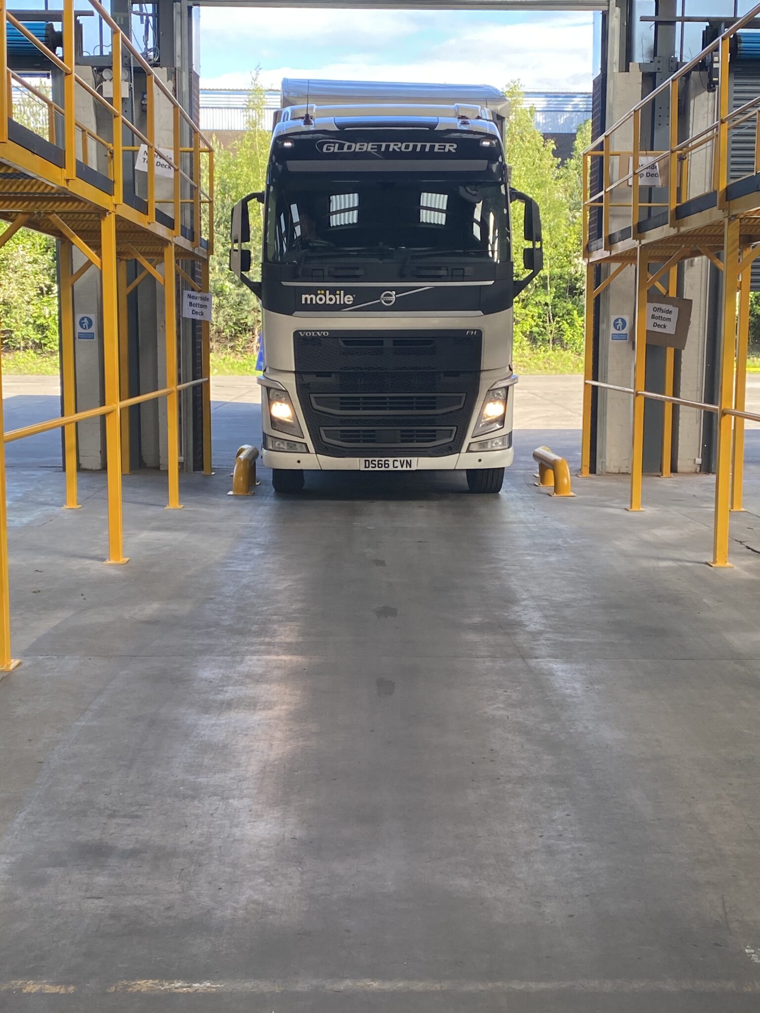 Pallet-Track expands Black Country hub