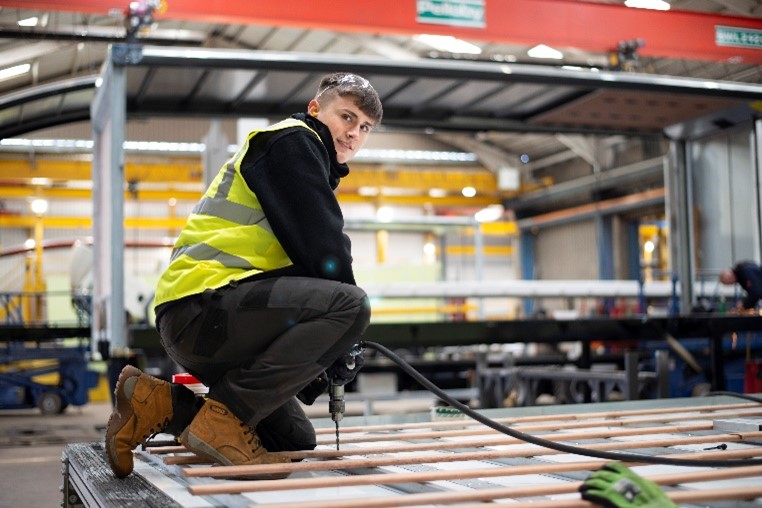 Don-Bur Develops Apprenticeship Scheme