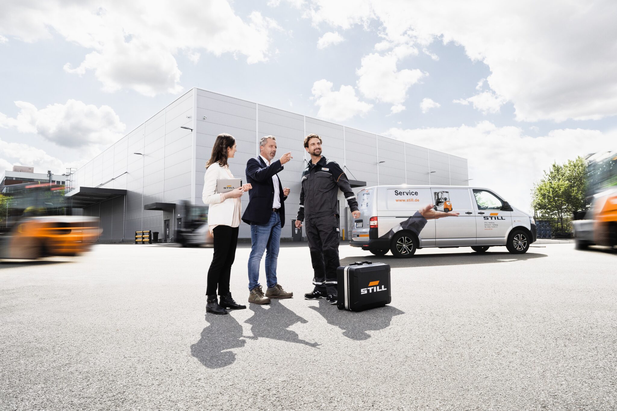 Transparent Dialogue for Customer Satisfaction