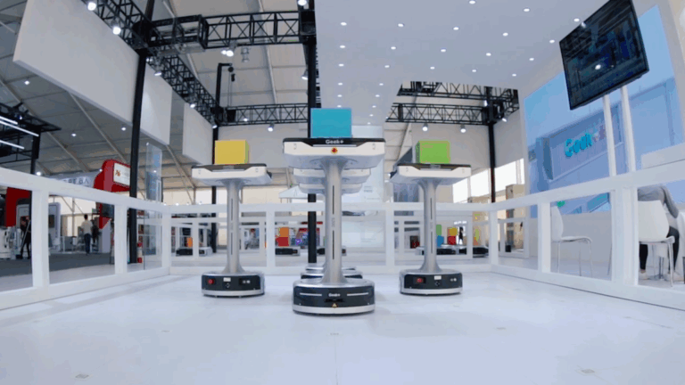 FDL accelerates e-commerce in Greece with smart sorting robots