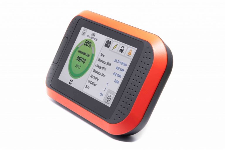 Dashboard Offers Forklift  Drivers Real-Time Truck Battery Status