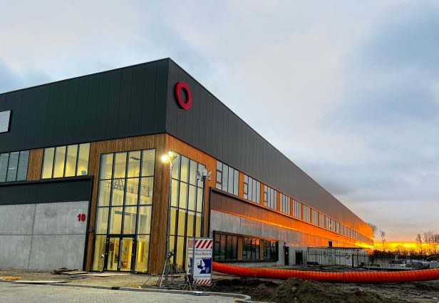 Venray DC leased to CEVA Logistics