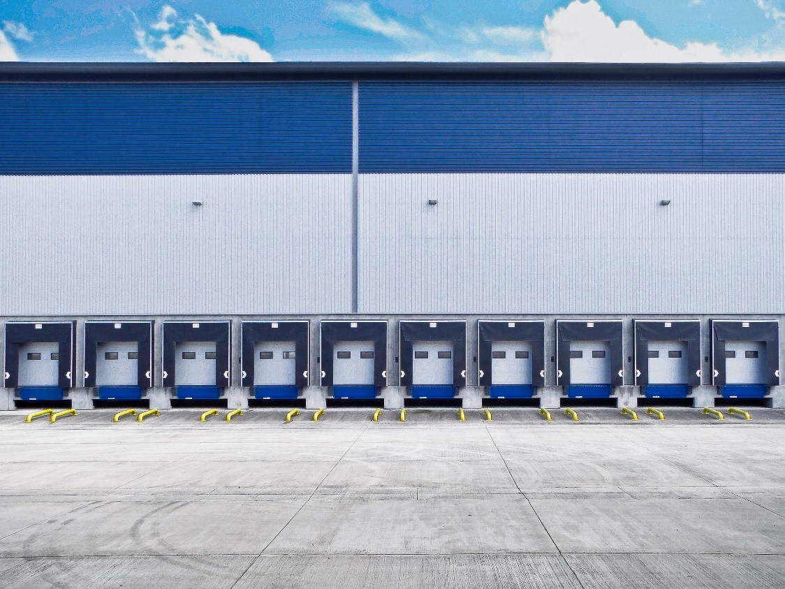 Loading bay safety without high maintenance costs