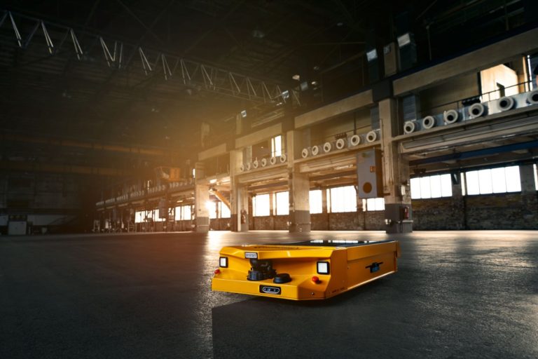 Continental premieres AMRs at LogiMAT