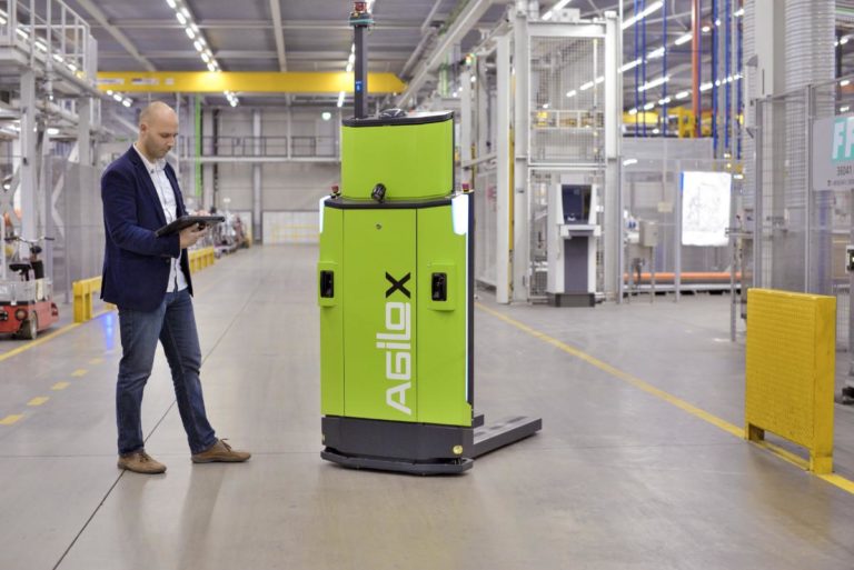 Industry View: AMRs Applying Artificial Swarm Intelligence