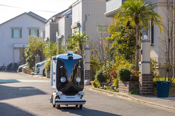 Panasonic Robots to Make Home Deliveries in Field Test