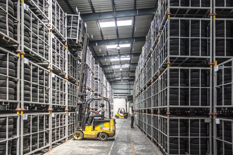 9 tips for running a successful warehouse in 2021