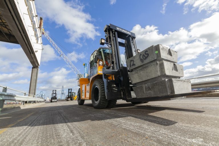 Case Study: Why UK Ports and Shipping Firm Chose Hyundai