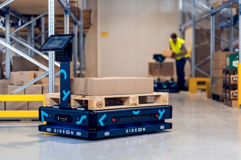 Gideon launches autonomous case picking solution