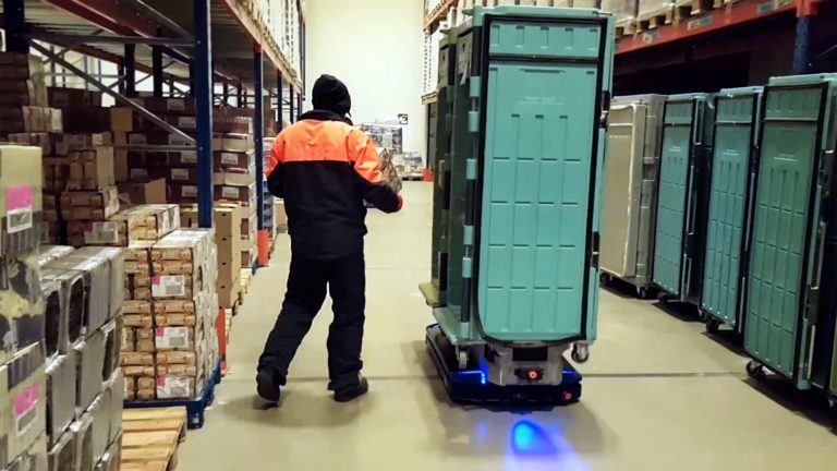 Robots Revolutionize Cold Chain Logistics