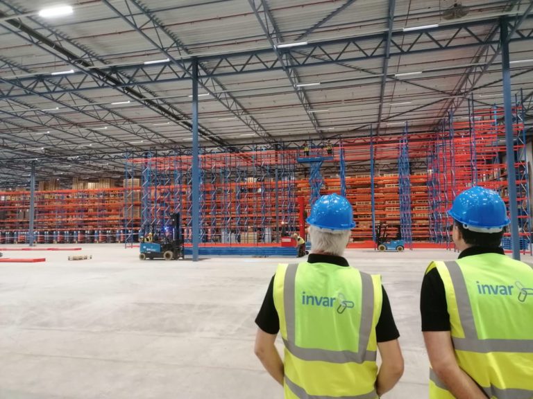 Complete or Phased Approach to Warehouse Automation?