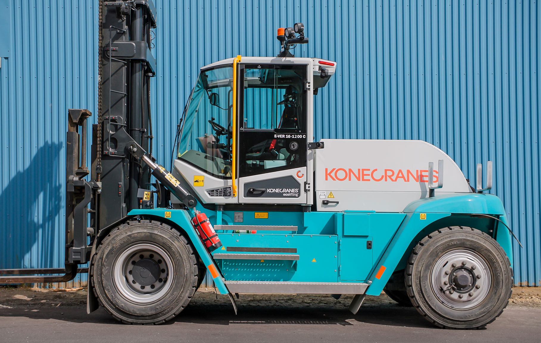 Kemi Shipping orders Konecranes electric forklifts