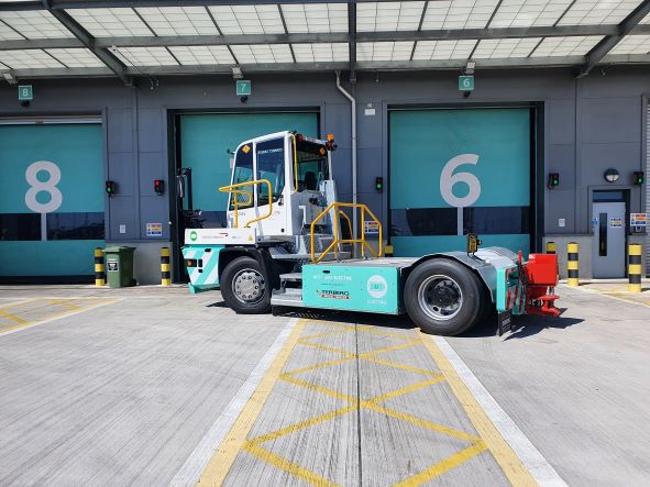 IAG trials electric terminal tractor at Heathrow