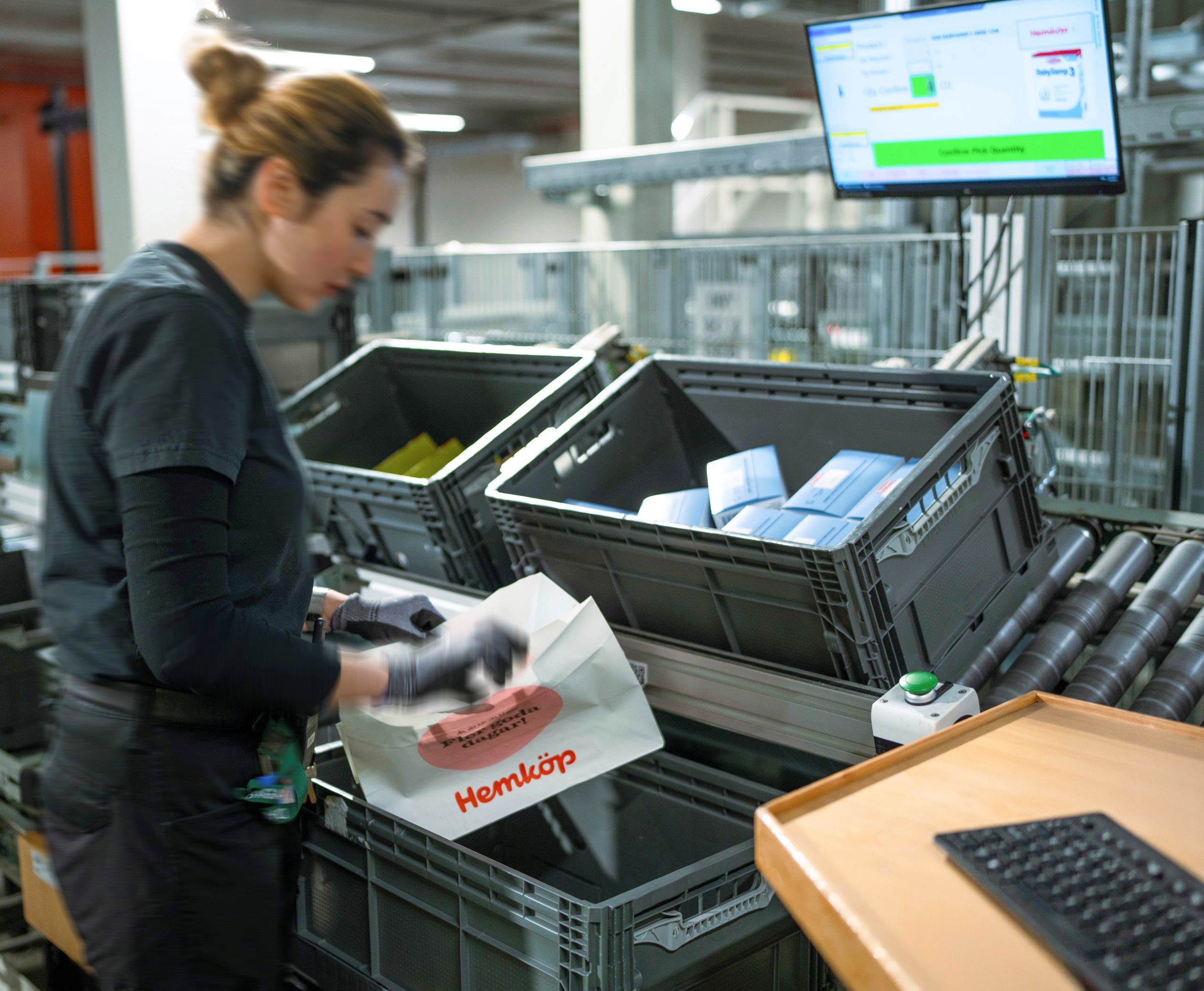 Omni-channel Automated Warehouse