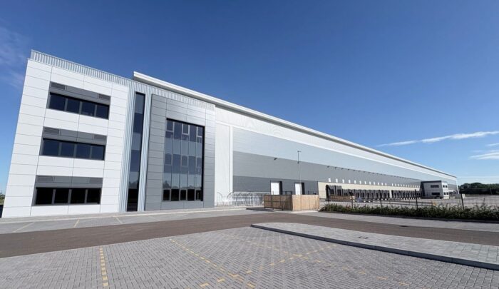 eCommerce Continues to Boom in the UK CEVA