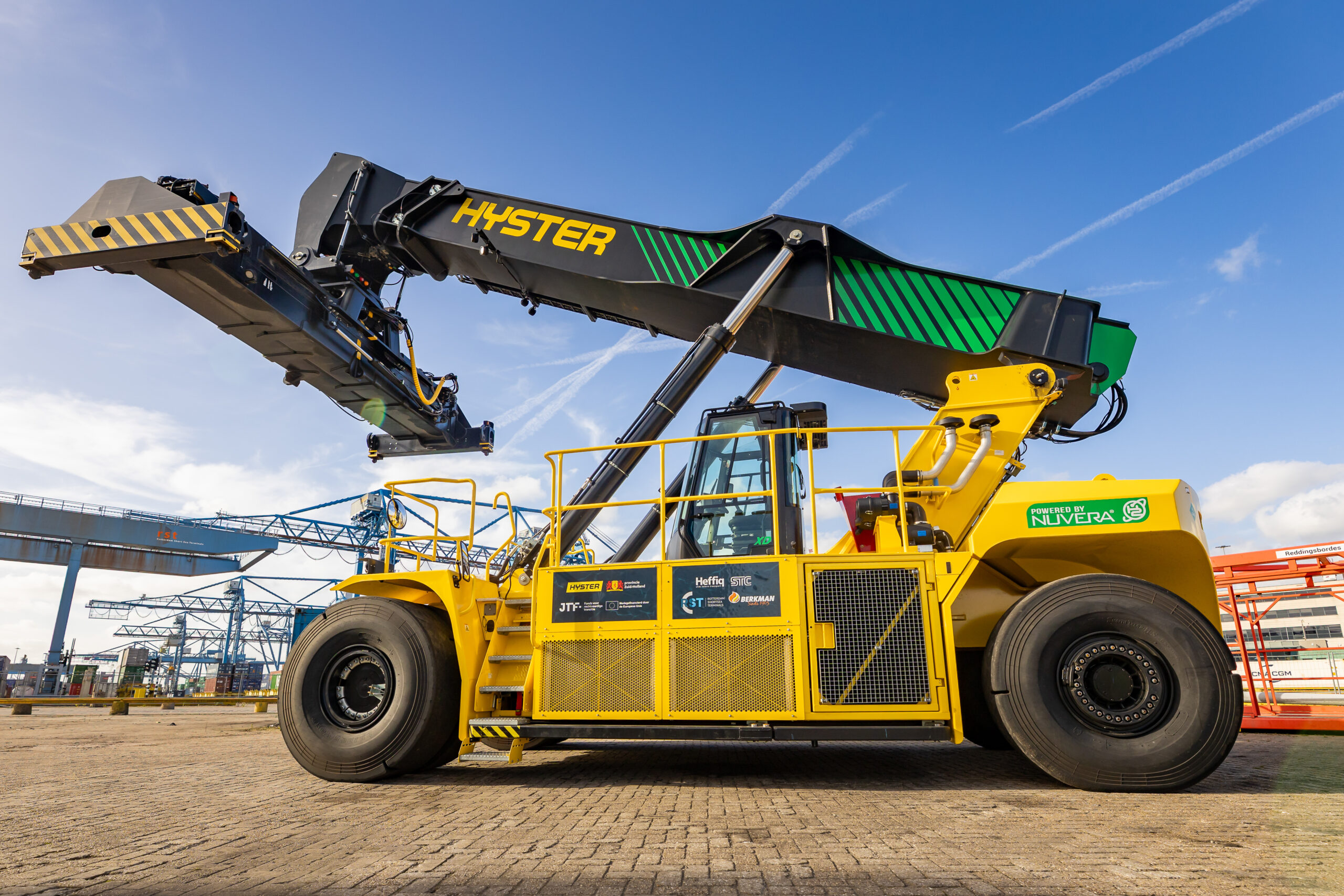 Hydrogen Fuel Cell ReachStacker at Rotterdam