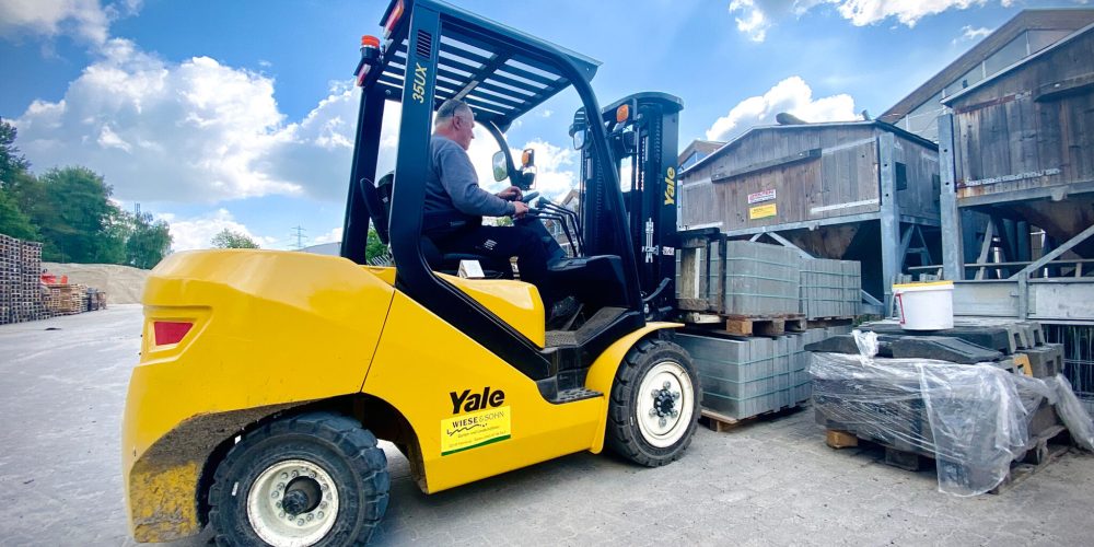 5ef41226-abdb-1a75-0f8e-1b3d3126a58e-scaled