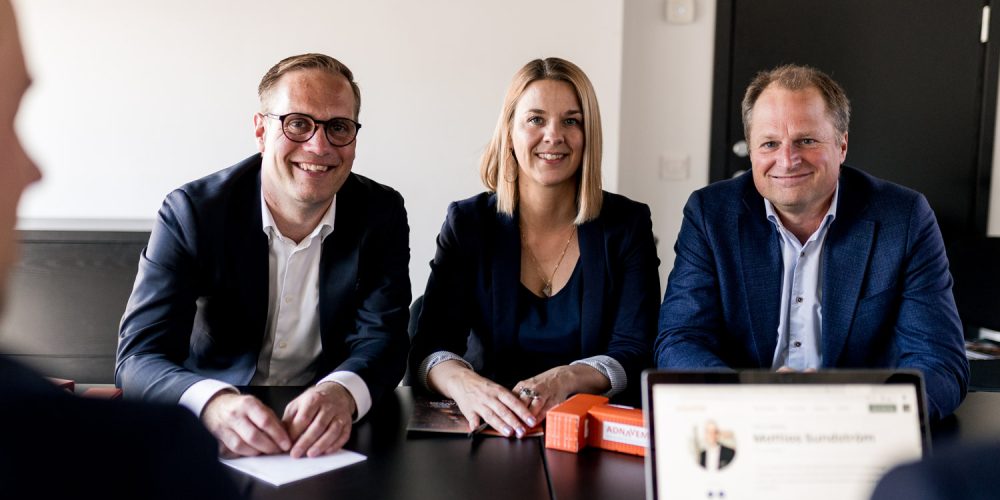 Andreas20Wramsmyr20Founder20and20CEO20Linda20Grdlv20Co-founder20Rolf20Kjllgren20Co-founder20Adnavem