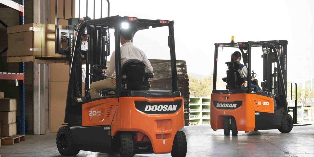 B20X-7-B20T-7-Warehouse-Doosan