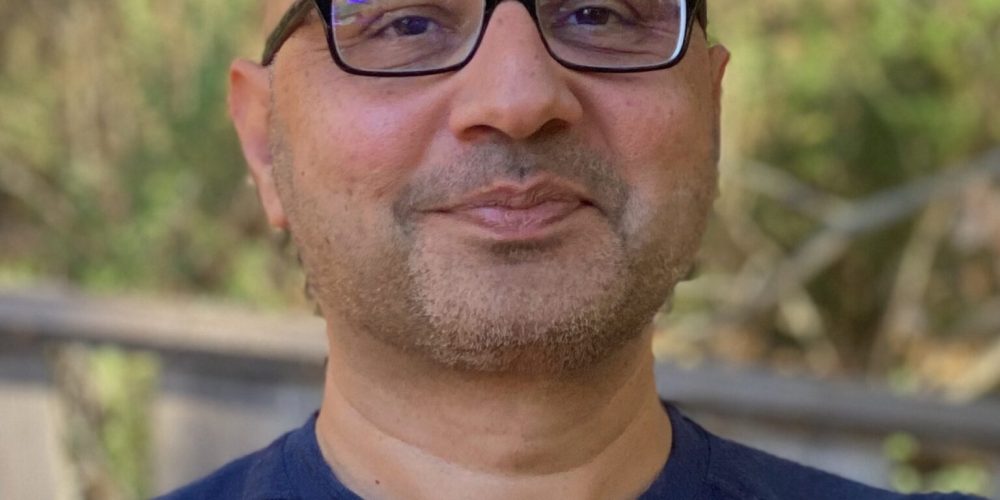 BIG_Jag-Headshot-Outsdoors-1-scaled