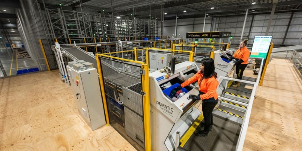 DEMATIC_Drakes-Supermarkets-RapidPICK-stations-B