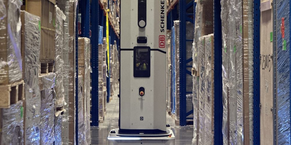 DexoryView-in-DB-Schenker-warehouse_Jan-24-scaled