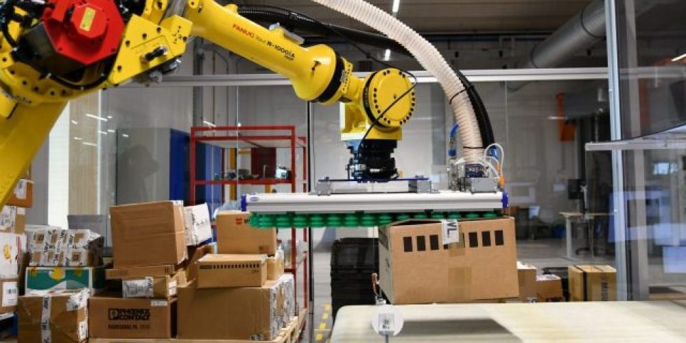 FiZYR-AWL-Depalletizing